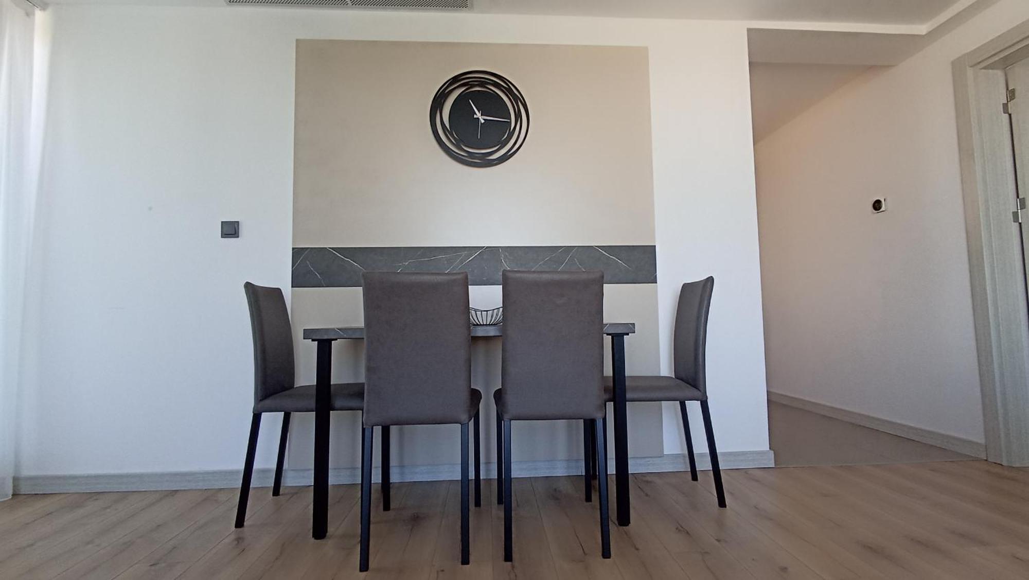 19Th & 18Th Floor Secure Apartments With Pool & Fitness & Parking Included In Price Skopje Esterno foto